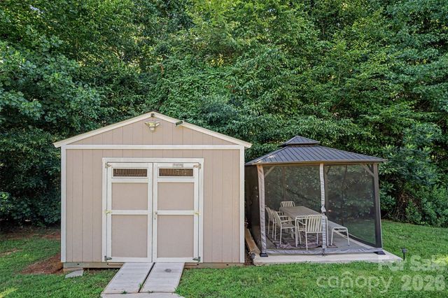 8920 Red Clay Lane, Charlotte, NC 28269