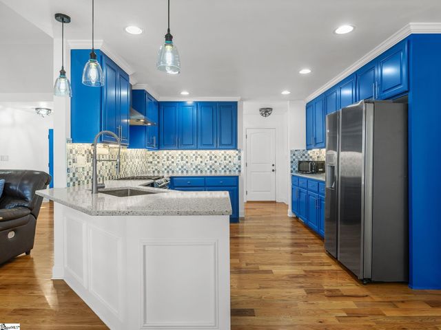 335 War Emblem Drive, Boiling Springs, SC 29316