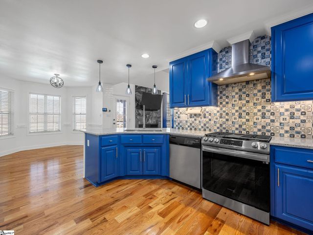 335 War Emblem Drive, Boiling Springs, SC 29316