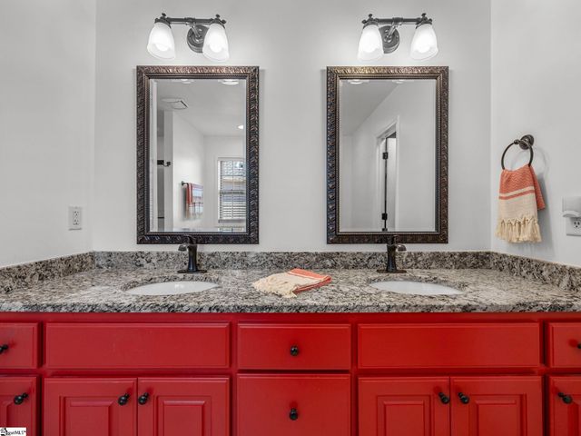 335 War Emblem Drive, Boiling Springs, SC 29316