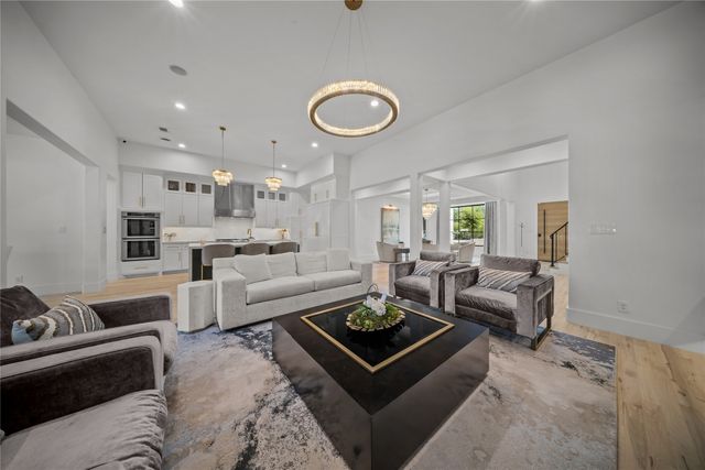 2400 Oak Bend Court, Southlake, TX 76092