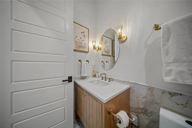 2400 Oak Bend Court, Southlake, TX 76092