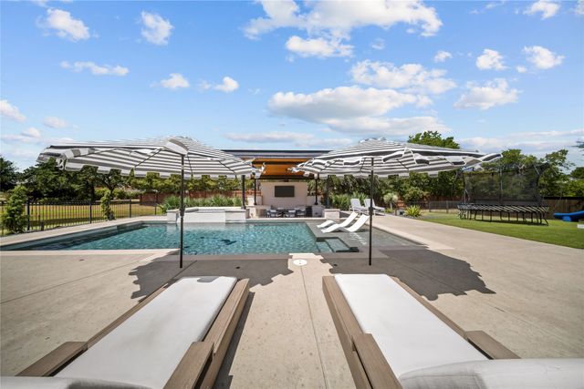 2400 Oak Bend Court, Southlake, TX 76092