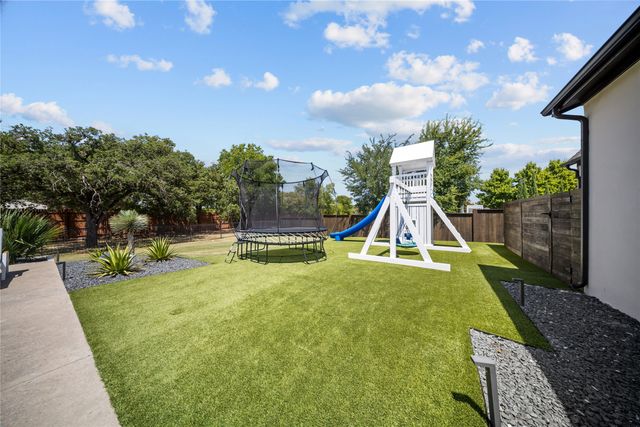 2400 Oak Bend Court, Southlake, TX 76092