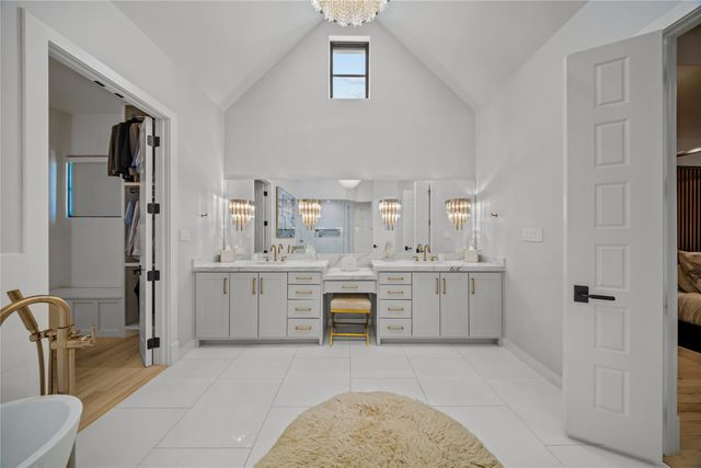 2400 Oak Bend Court, Southlake, TX 76092