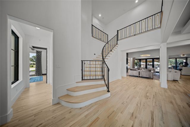 2400 Oak Bend Court, Southlake, TX 76092