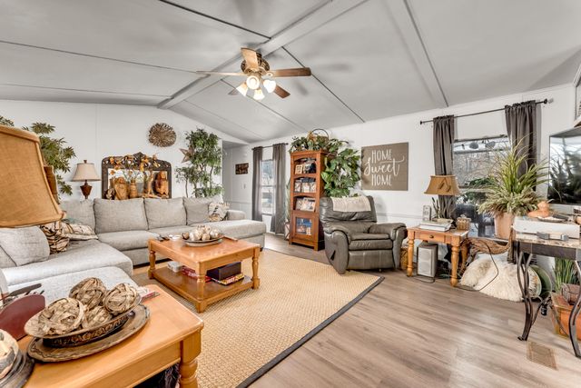 46 Pink Dogwood Trail, Kimberling City, MO 65686