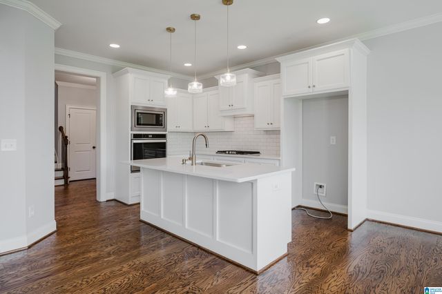 1001 COLUMBIA CIRCLE, Birmingham, AL 35242