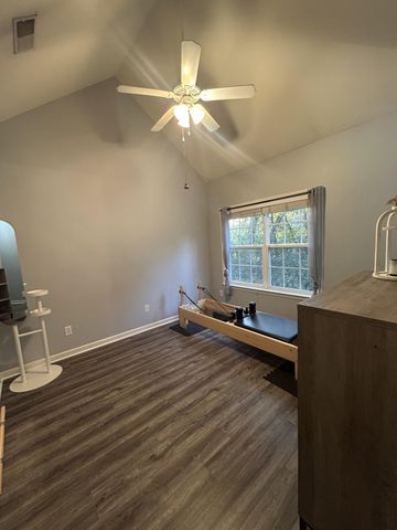 103 Newport Meadows CIR, Spring Hill, TN 37174