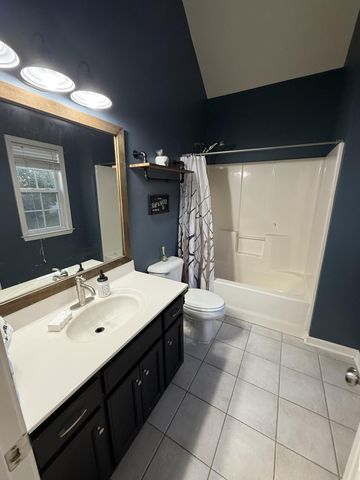 103 Newport Meadows CIR, Spring Hill, TN 37174