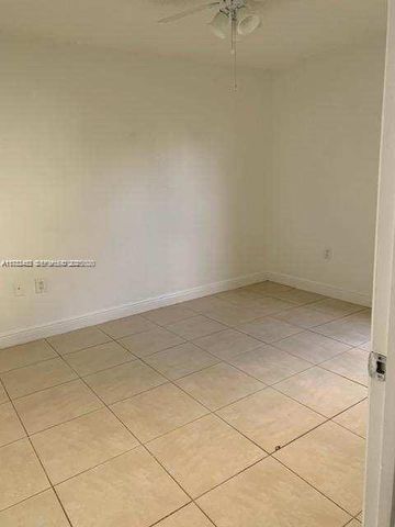 1522 Lake Crystal Dr B B, West Palm Beach, FL 33411