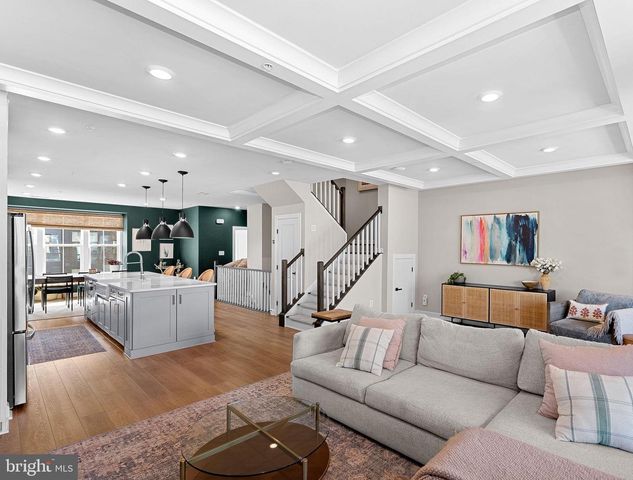 2240 WOODLAND GAP TER, Herndon, VA 20171