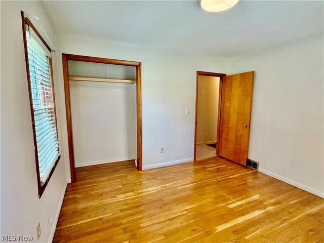 4309 State Road, Ashtabula, OH 44004