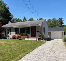 4309 State Road, Ashtabula, OH 44004