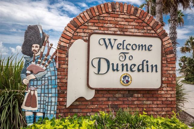 525 LEXINGTON STREET, Dunedin, FL 34698