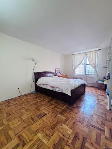 137-40 45TH Avenue 1F, Flushing, NY 11355