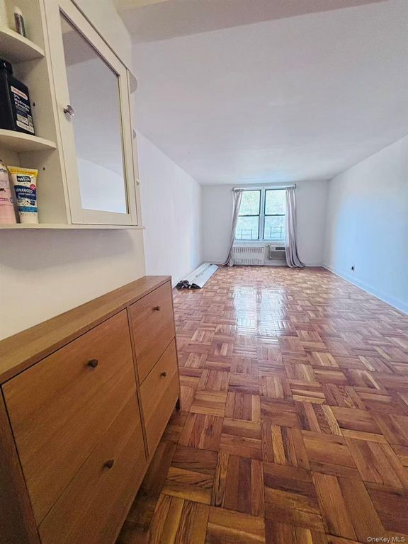 137-40 45TH Avenue 1F, Flushing, NY 11355 — photo 3