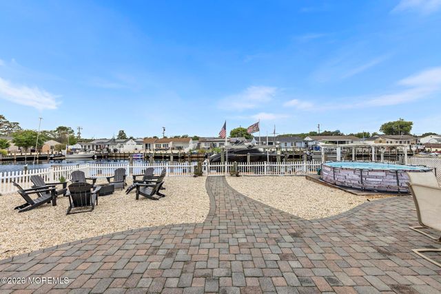 107 Irvington Road, Barnegat, NJ 08005