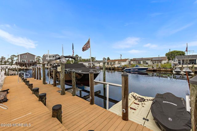 107 Irvington Road, Barnegat, NJ 08005