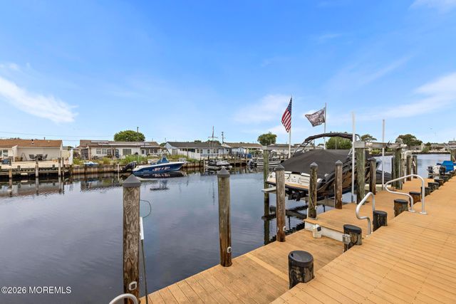 107 Irvington Road, Barnegat, NJ 08005