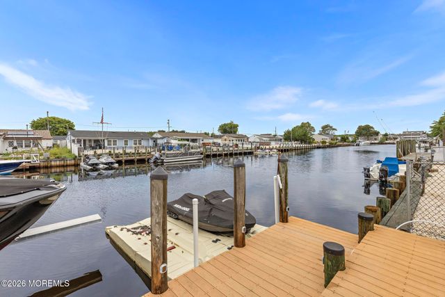 107 Irvington Road, Barnegat, NJ 08005