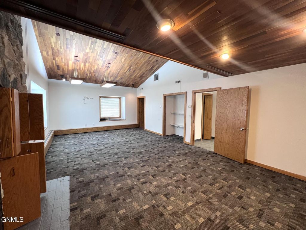 1720 Burnt Boat photo 36