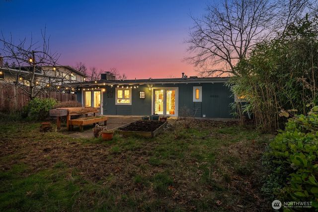 856 Stetson Ave, Kent, WA 98031