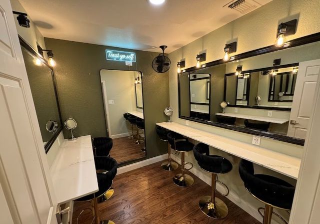 3621 Welwyn Way Drive, Bedford, TX 76021
