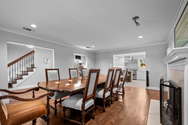 3621 Welwyn Way Drive, Bedford, TX 76021