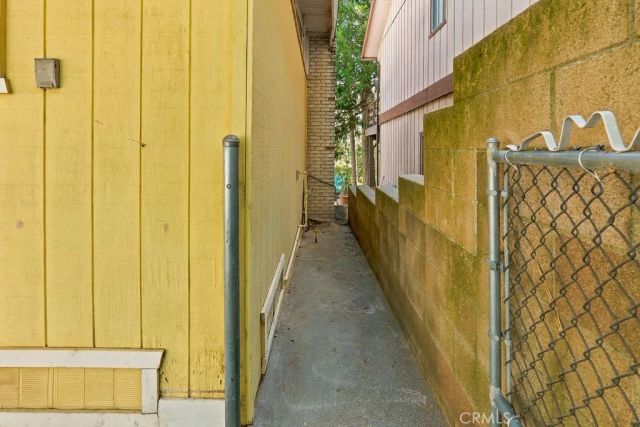 23672 Rocky Dell, Crestline, CA 92325