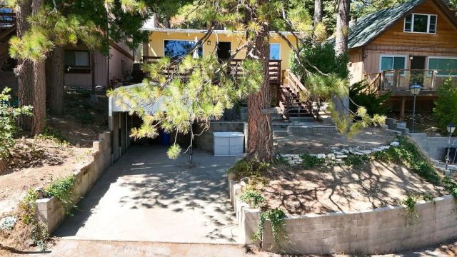 23672 Rocky Dell, Crestline, CA 92325