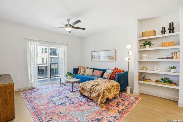 320 Goll St Apt 2233, Austin, TX 78640