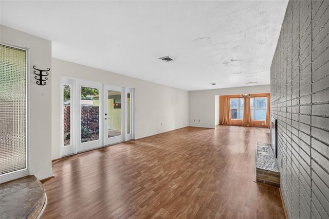 5216 SYDNEY ROAD, Fruitland Park, FL 34731