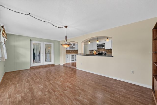 5216 SYDNEY ROAD, Fruitland Park, FL 34731