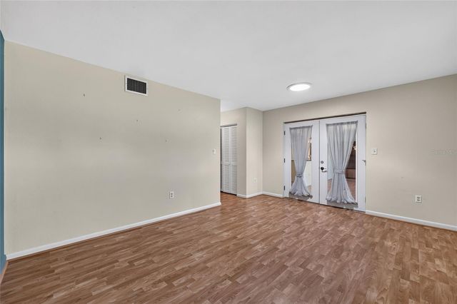 5216 SYDNEY ROAD, Fruitland Park, FL 34731
