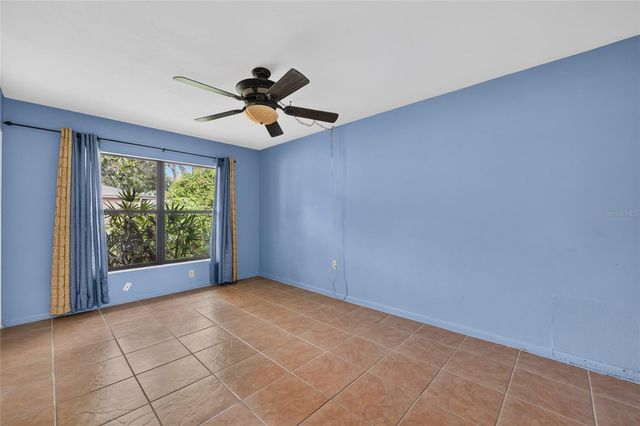 5216 SYDNEY ROAD, Fruitland Park, FL 34731