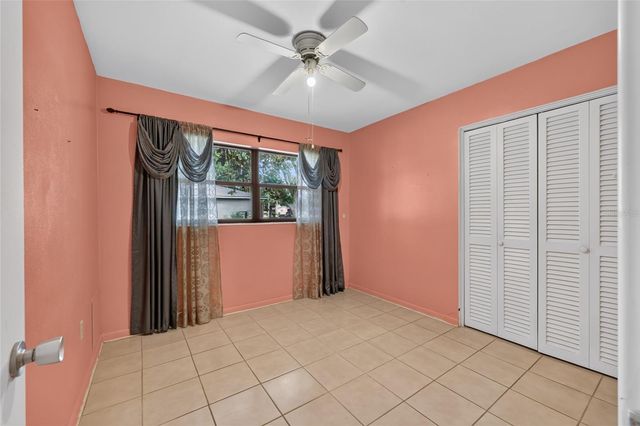 5216 SYDNEY ROAD, Fruitland Park, FL 34731