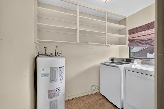 5216 SYDNEY ROAD, Fruitland Park, FL 34731