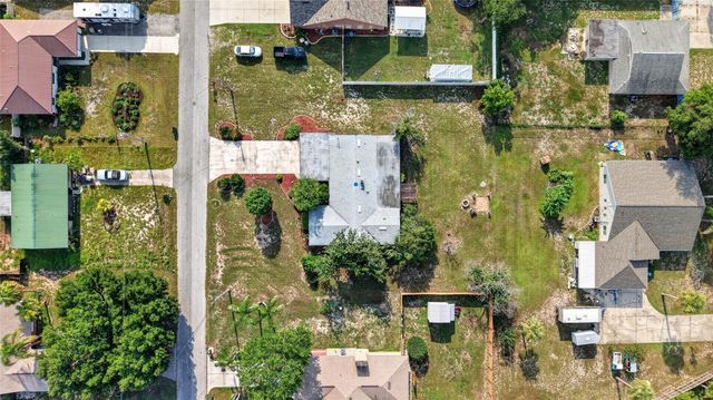5216 SYDNEY ROAD, Fruitland Park, FL 34731