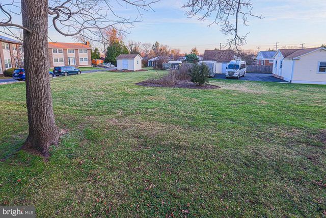 7617 7 MILE LN, Baltimore, MD 21208