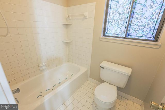 7617 7 MILE LN, Baltimore, MD 21208