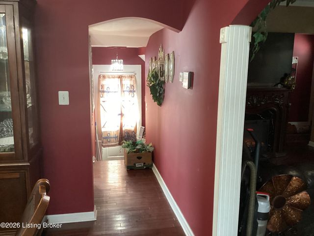 1225 S 32nd St, Louisville, KY 40211