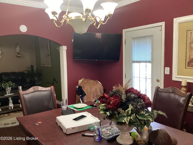 1225 S 32nd St, Louisville, KY 40211