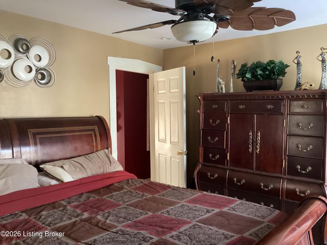 1225 S 32nd St, Louisville, KY 40211