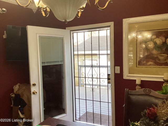 1225 S 32nd St, Louisville, KY 40211