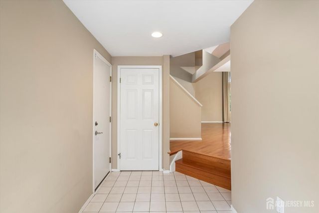 426 Sayre Drive, Plainsboro, NJ 08540