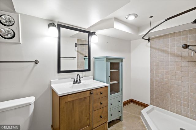 844 Winslow Avenue, Saint Paul, MN 55107