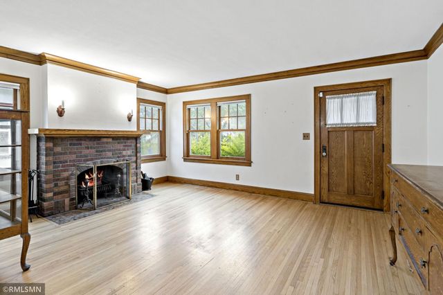 844 Winslow Avenue, Saint Paul, MN 55107