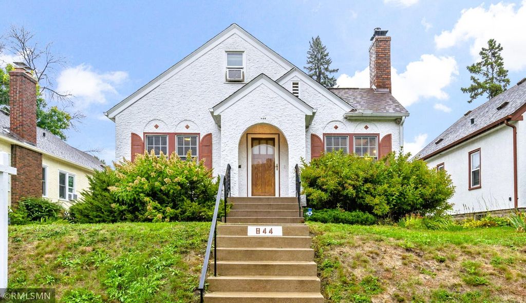 844 Winslow Avenue, Saint Paul, MN 55107