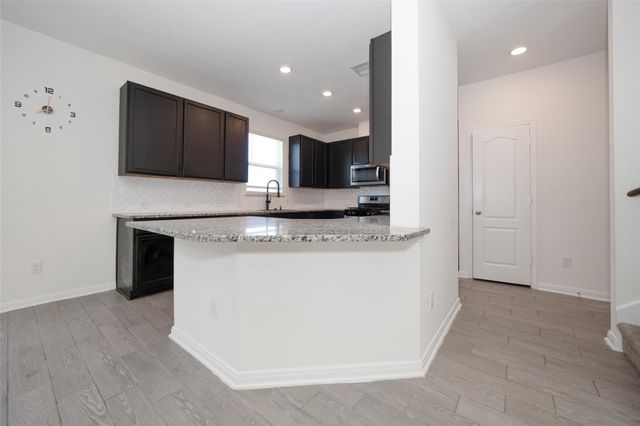 6035 Diamond Sky Ln Lane, Houston, TX 77048